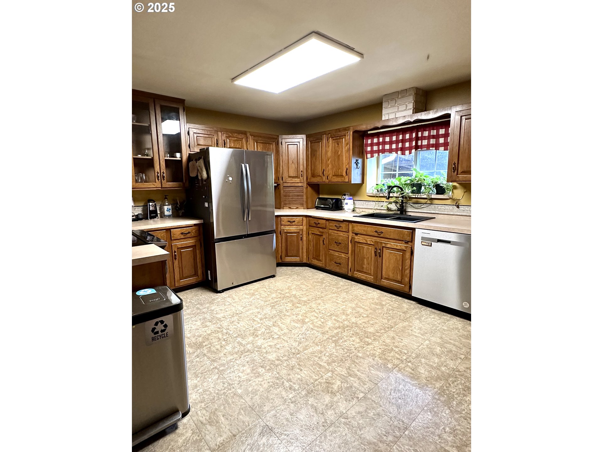 537 26th Avenue Longview, WA 98632 - Photo 12 of 42