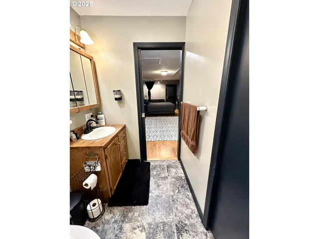 $379,000 | 537 26th Avenue, Longview, WA 98632