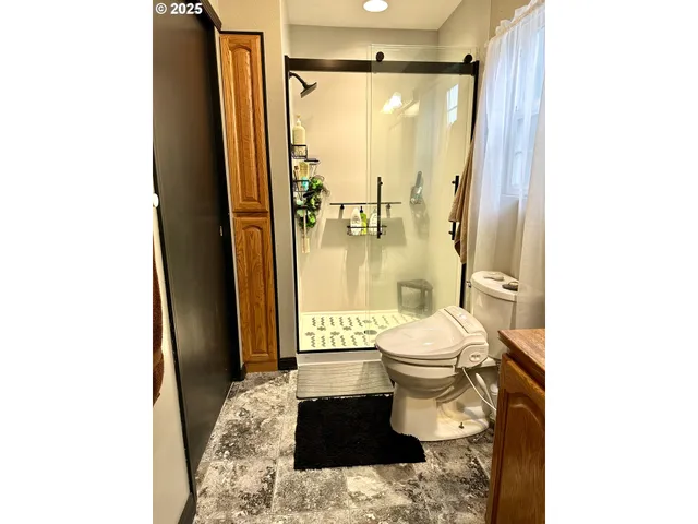 $379,000 | 537 26th Avenue, Longview, WA 98632