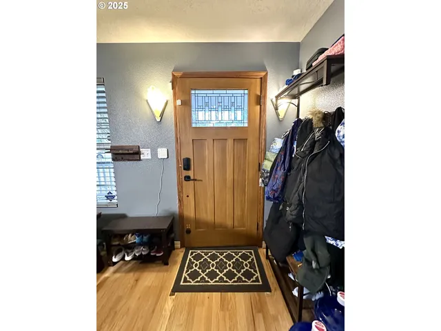 $379,000 | 537 26th Avenue, Longview, WA 98632