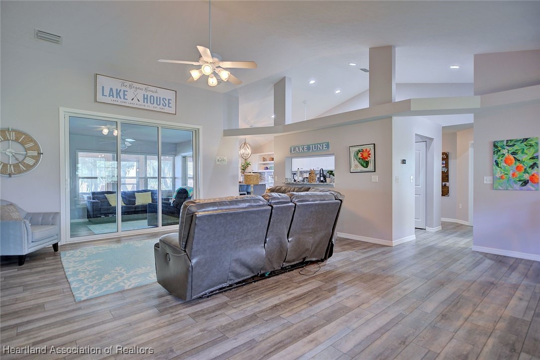 364 Lake June Road Lake Placid, FL 33852 - Photo 6 of 50