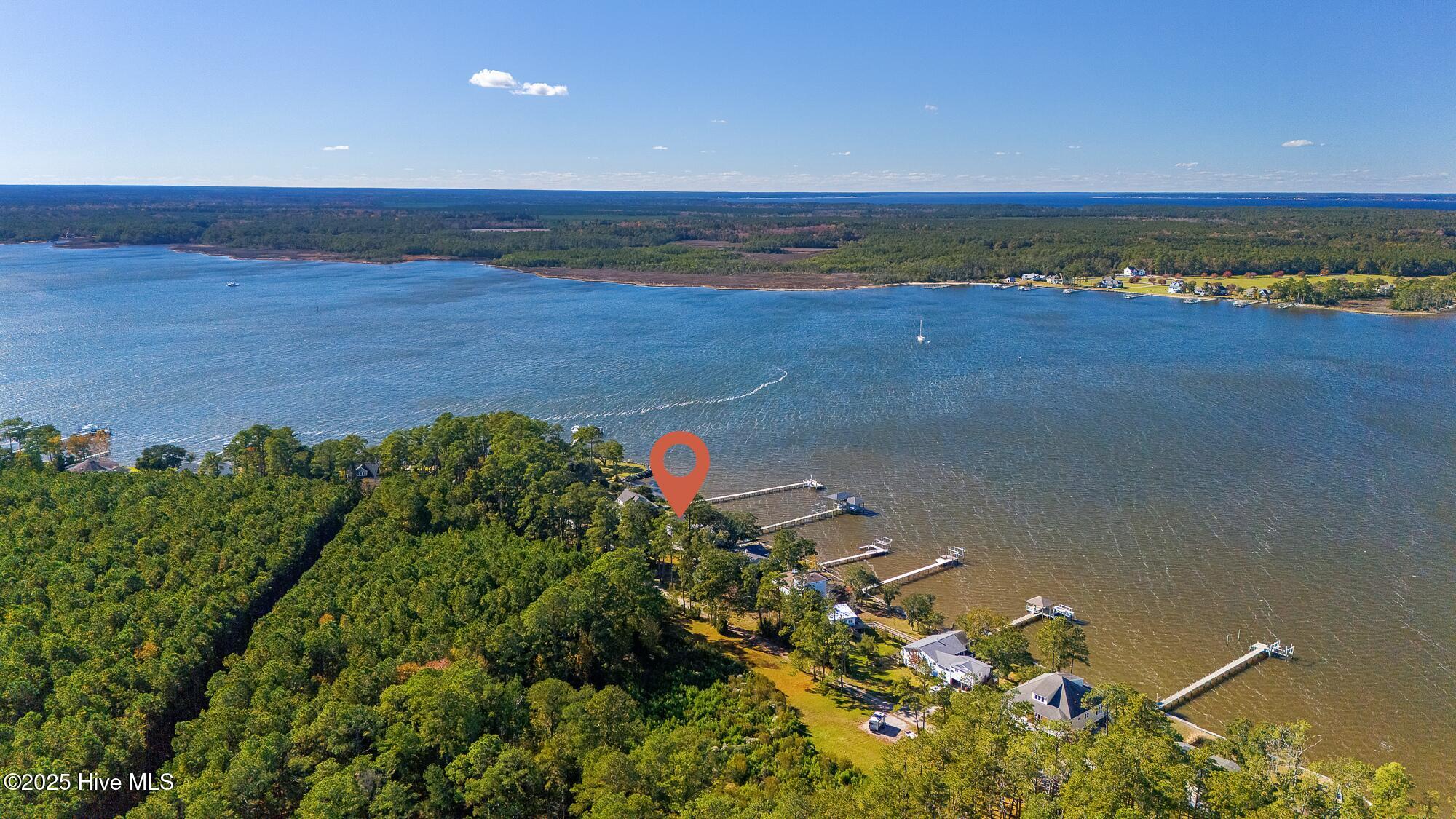 221 Creek Road Beaufort, NC 28516 - Photo 18 of 77 Premier access to Adams Creek