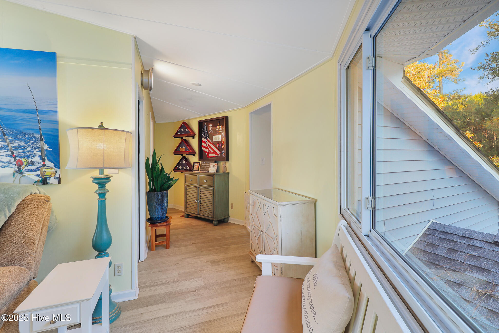 221 Creek Road Beaufort, NC 28516 - Photo 33 of 77 Second floor landing