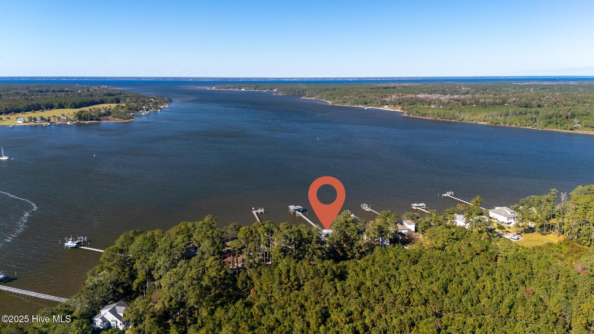 221 Creek Road Beaufort, NC 28516 - Photo 5 of 77 Premier access to Adams Creek