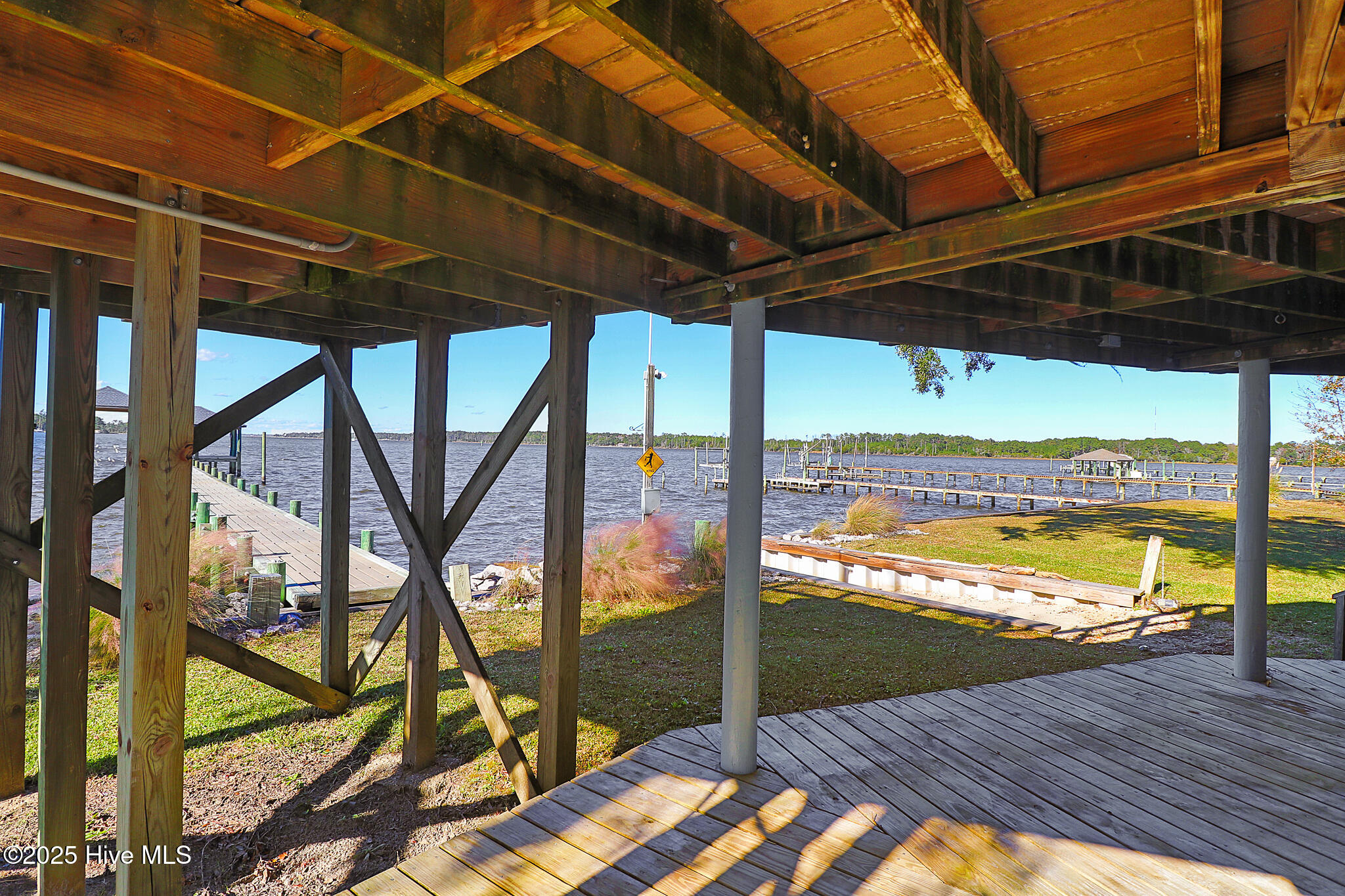 221 Creek Road Beaufort, NC 28516 - Photo 51 of 77 First floor deck