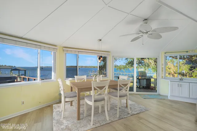 $709,900 | 221 Creek Road, Beaufort, NC 28516