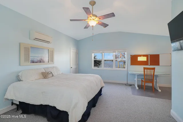 $709,900 | 221 Creek Road, Beaufort, NC 28516