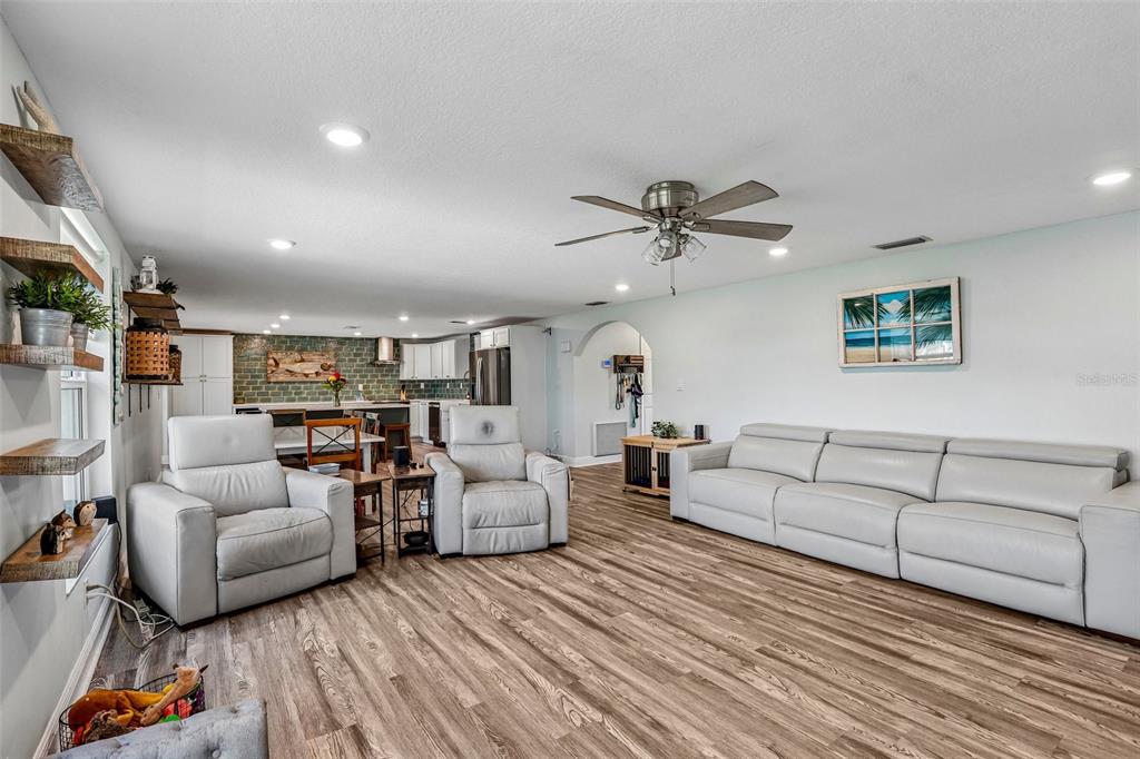 801 Flamingo Drive Apollo Beach, FL 33572 - Photo 25 of 77