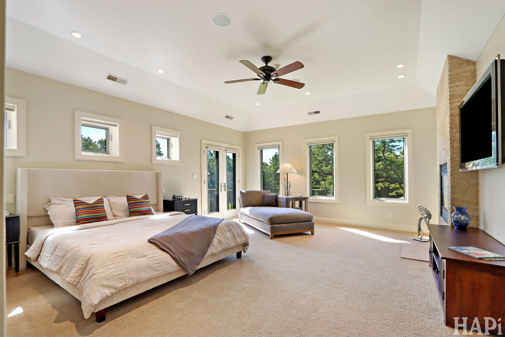 1425 Lee Road Northbrook, IL 60062 - Photo 26 of 53 a bedroom with a bed and a flat screen tv