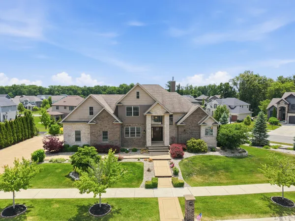 $985,000 | 863 Sylvia Lane, Crown Point, IN 46307