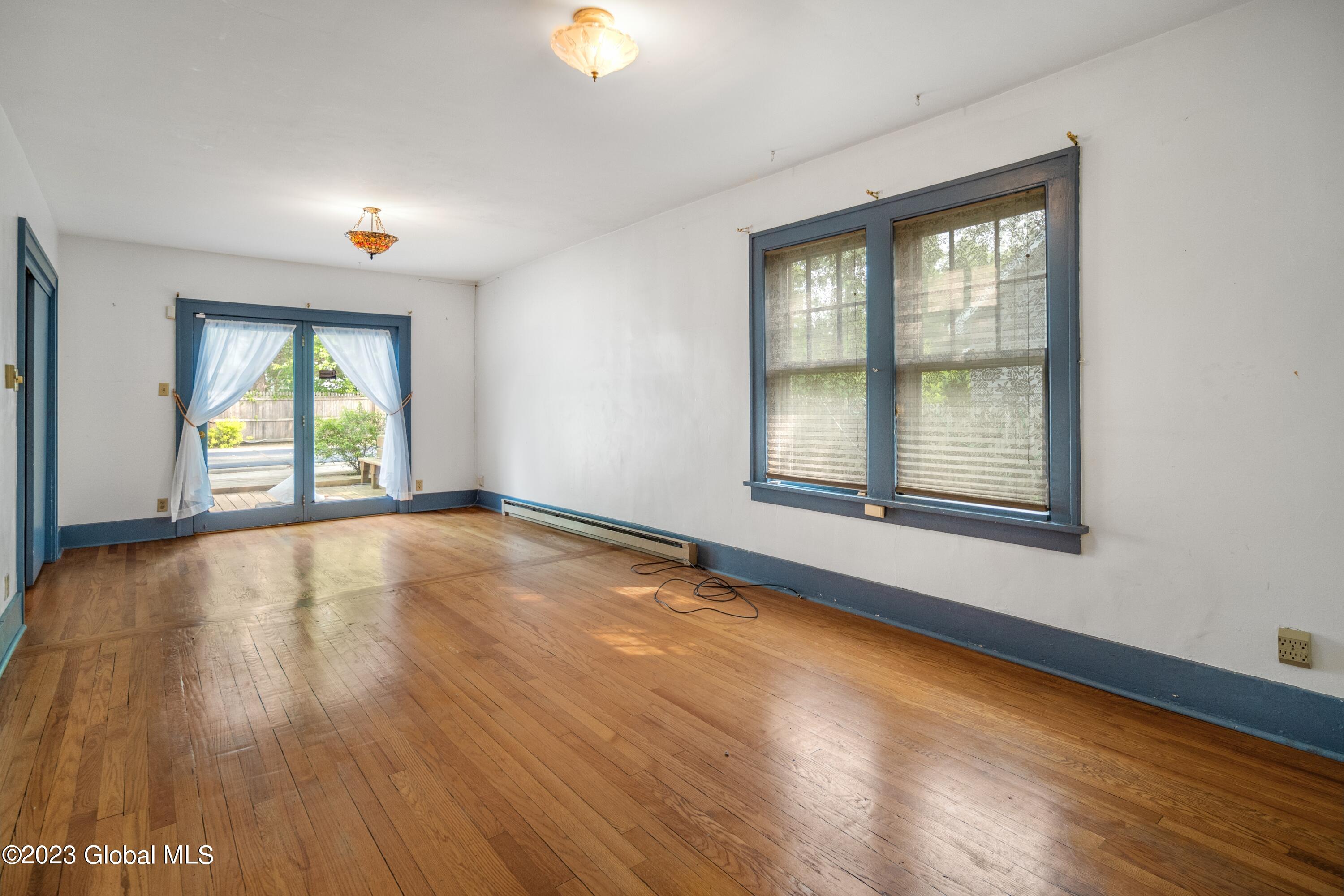 1606 Randolph Road Schenectady, NY 12308 - Photo 6 of 25 Interior 05