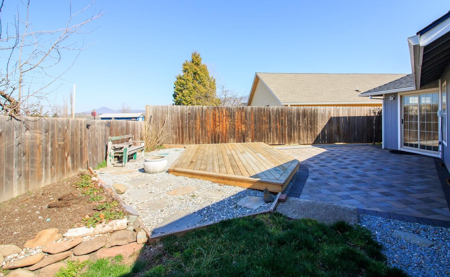 125 Arnos Road Talent, OR 97540 - Photo 16 of 17 Backyard with pavers/viewing deck