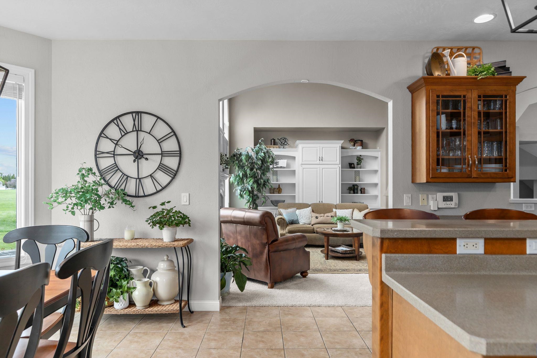 4916 Silentwind Way Appleton, WI 54913 - Photo 10 of 70