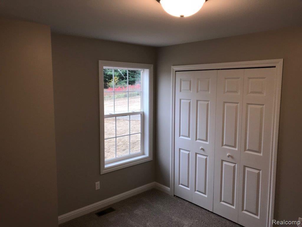 1548 Indian Road Lapeer, MI 48446 - Photo 30 of 47 IMG-6431.JPG