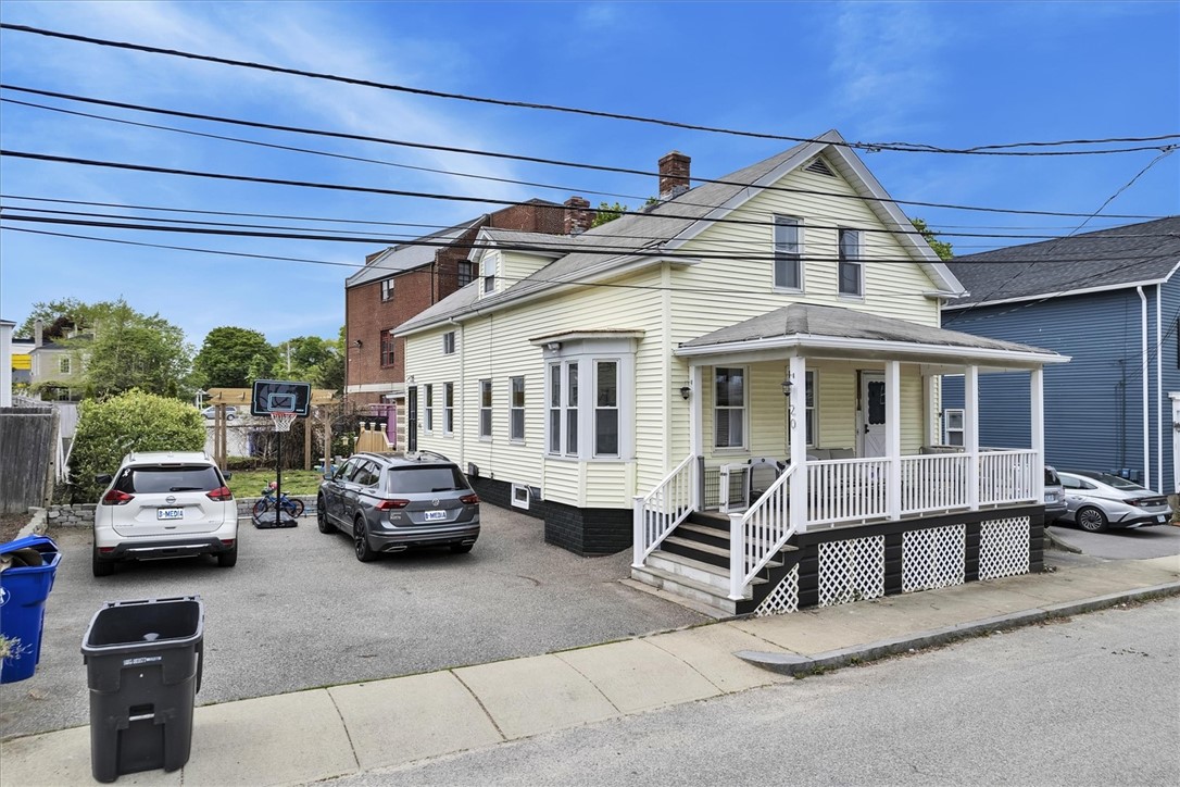 20 Barney Street Warren, RI 02885 - Photo 7 of 35