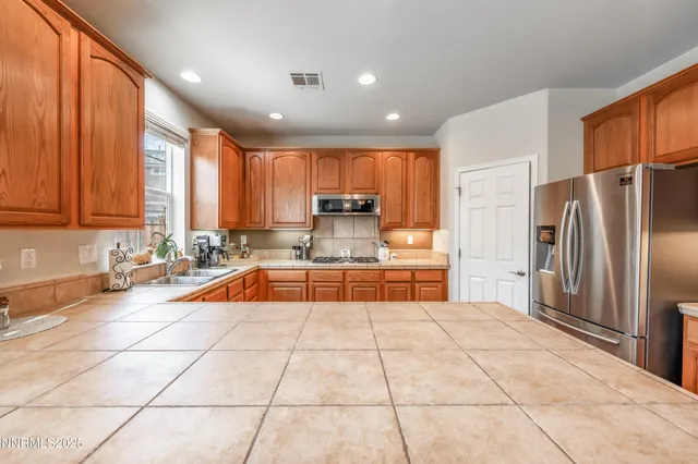 $699,900 | 6472 Marissa Anne Court, Sparks, NV 89436