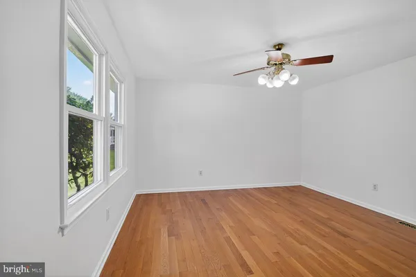 $1,030,000 | 5 Wellesley Court, Princeton Junction, NJ 08550