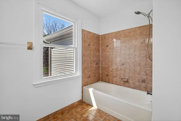 $1,030,000 | 5 Wellesley Court, Princeton Junction, NJ 08550
