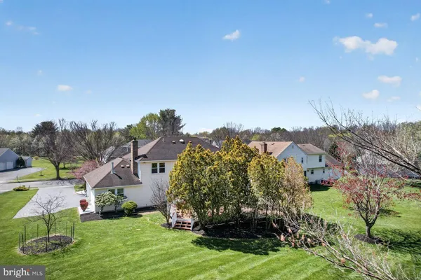 $1,030,000 | 5 Wellesley Court, Princeton Junction, NJ 08550