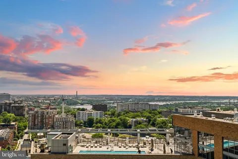 $1,795,000 | 2000 Clarendon Boulevard, Unit 1105, Arlington, VA 22201