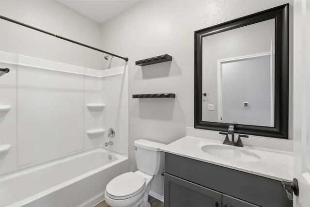 $2,200 | 7607 Ivy Trellis Trail, Del Valle, TX 78617