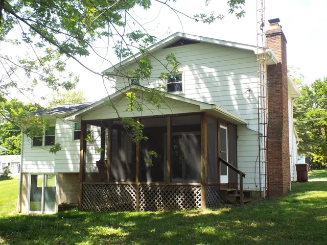 $197,900 | 407 Doty Street, Leslie, MI 49251