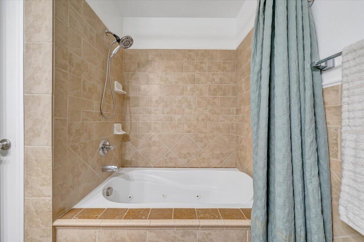 106 Diamond Road Salem, VA 24153 - Photo 29 of 51 038-MIB08667
