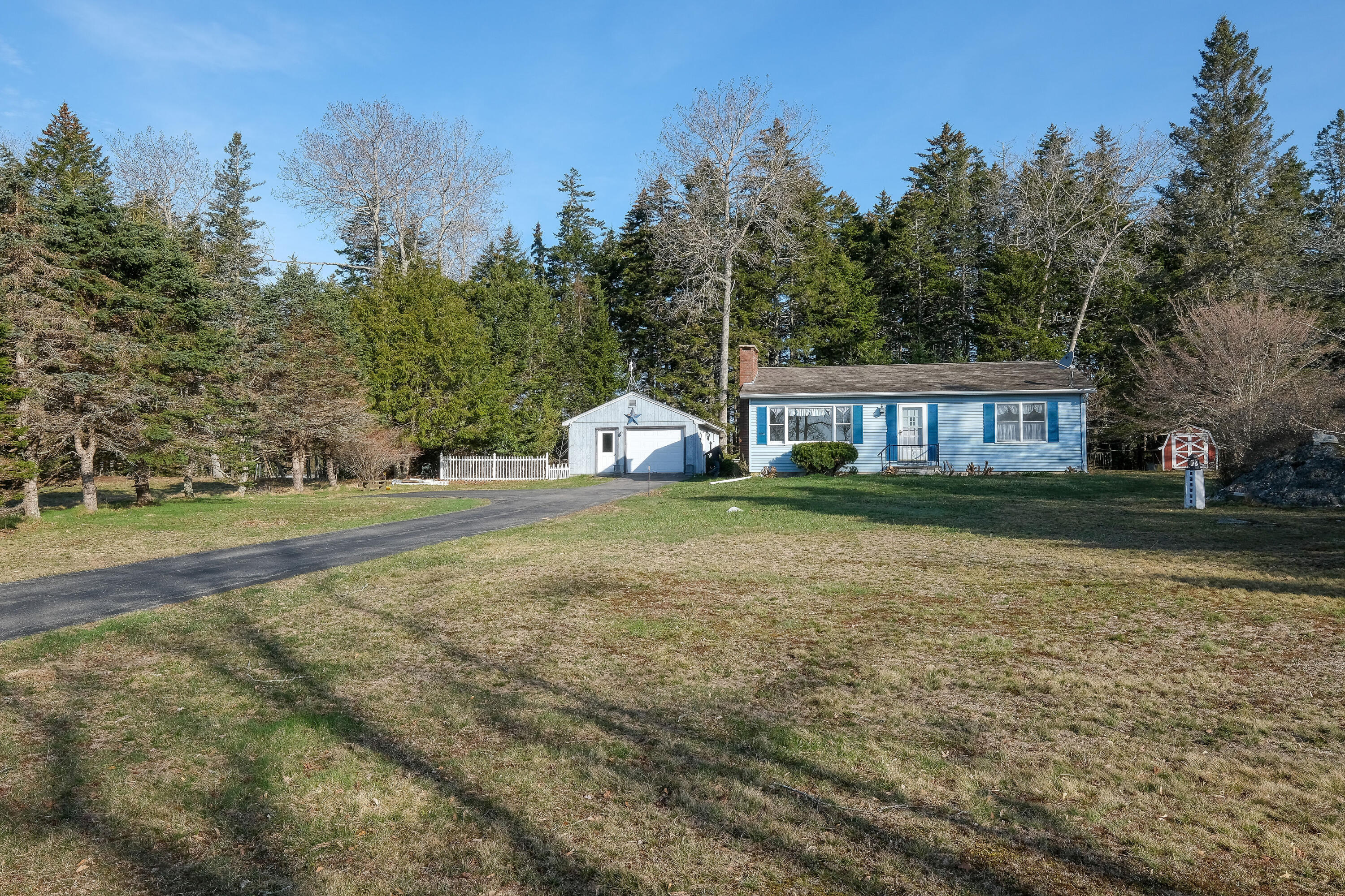 62 Quaco Road Deer Isle, ME 04627 - Photo 7 of 41 62QuacoRd-30