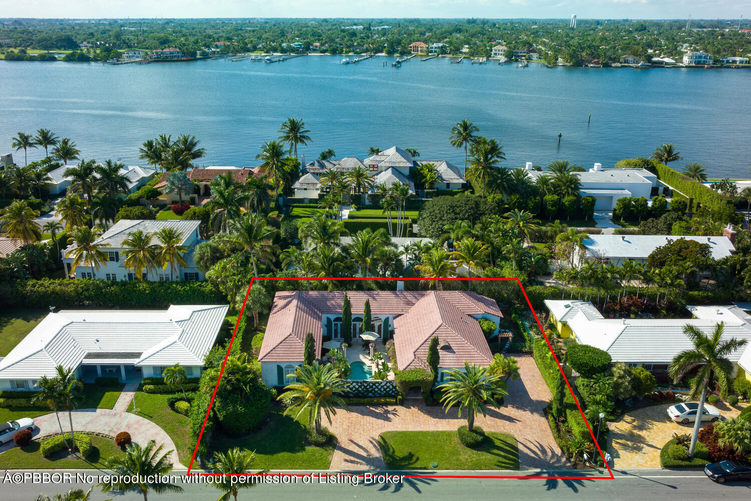 2258 Ibis Isle Road East Palm Beach, FL 33480 - Photo 10 of 31 a view of lake