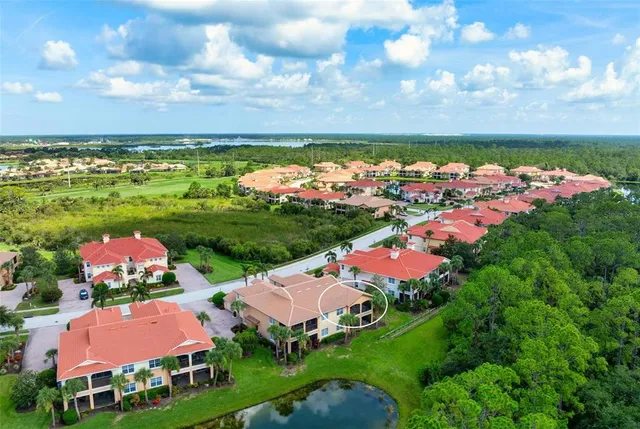$585,000 | 114 Bella Vista Terrace, Unit 6C, North Venice, FL 34275