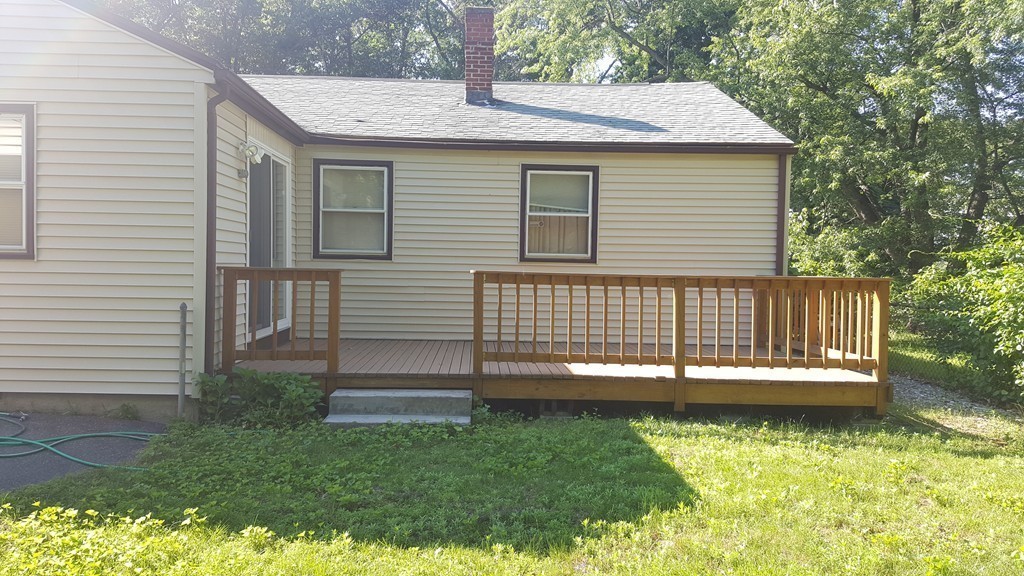 31 Rio Vista Street Springfield, MA 01104 - Photo 2 of 26 Gallery Image 2