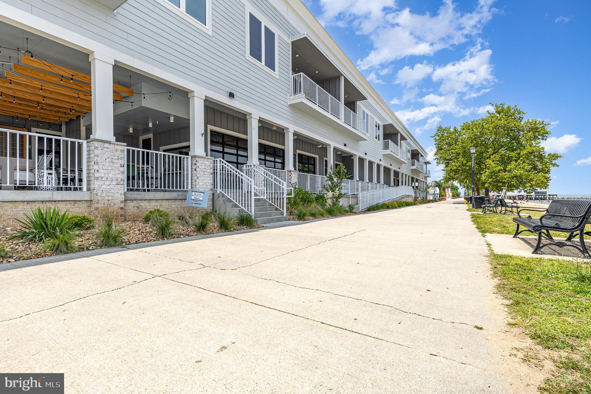530 Monroe Bay Avenue Colonial Beach, VA 22443 - Photo 25 of 33 a view of a building with a outdoor space