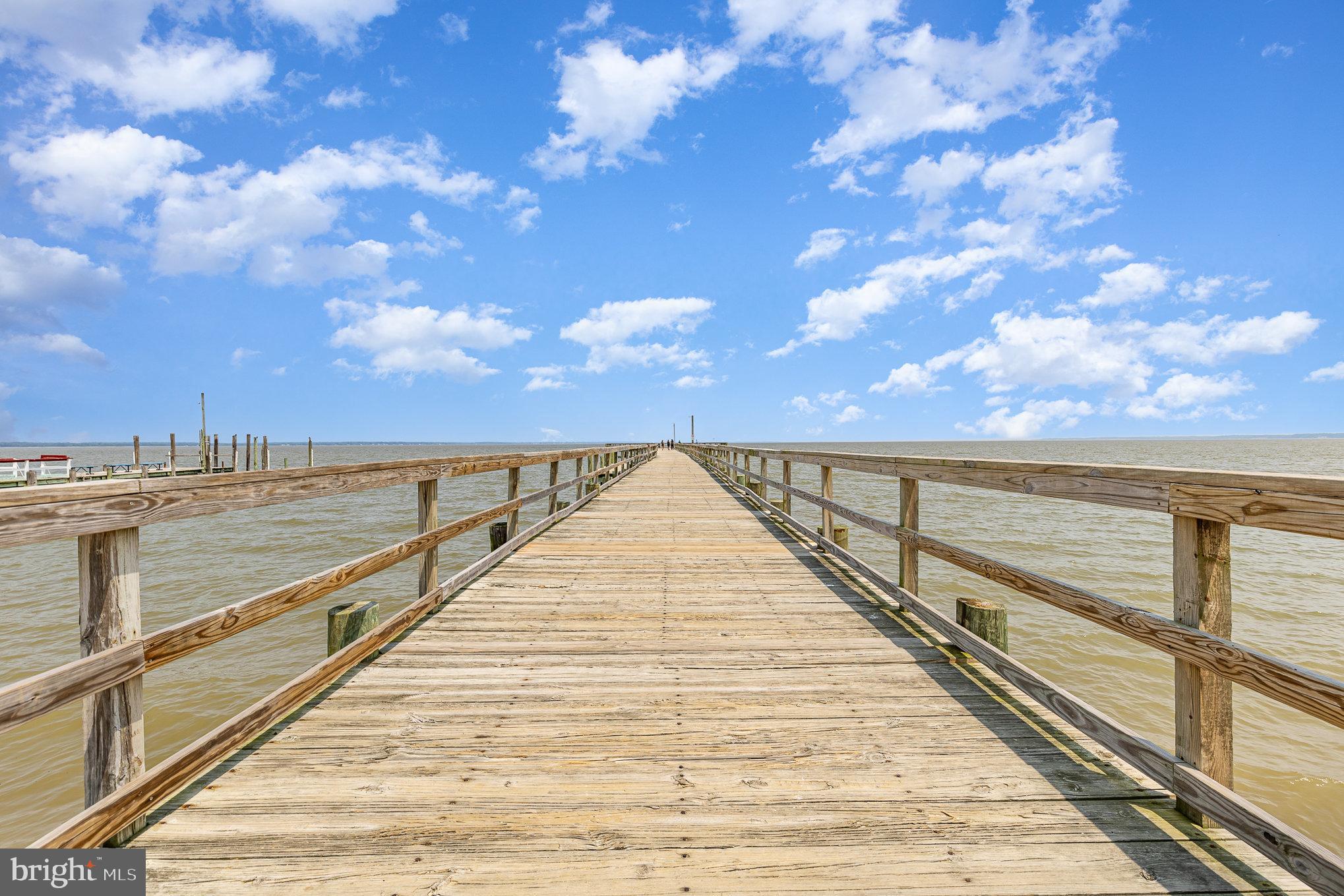 530 Monroe Bay Avenue Colonial Beach, VA 22443 - Photo 28 of 33 a view of balcony with city view