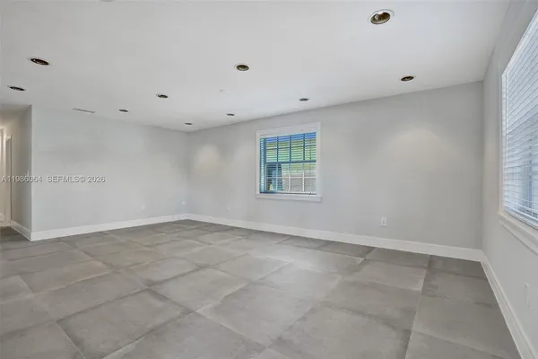 $2,825 | 902 Mandarin Isle, Unit 2, Fort Lauderdale, FL 33315