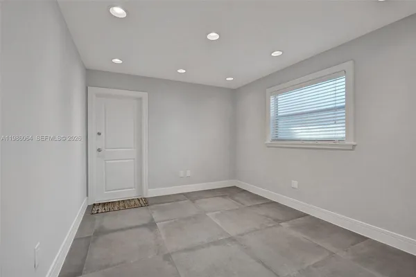 $2,825 | 902 Mandarin Isle, Unit 2, Fort Lauderdale, FL 33315