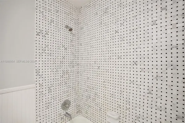 $2,825 | 902 Mandarin Isle, Unit 2, Fort Lauderdale, FL 33315