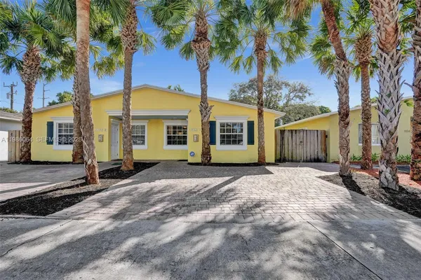 $2,825 | 902 Mandarin Isle, Unit 2, Fort Lauderdale, FL 33315