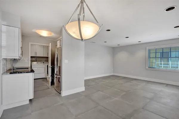 $2,825 | 902 Mandarin Isle, Unit 2, Fort Lauderdale, FL 33315