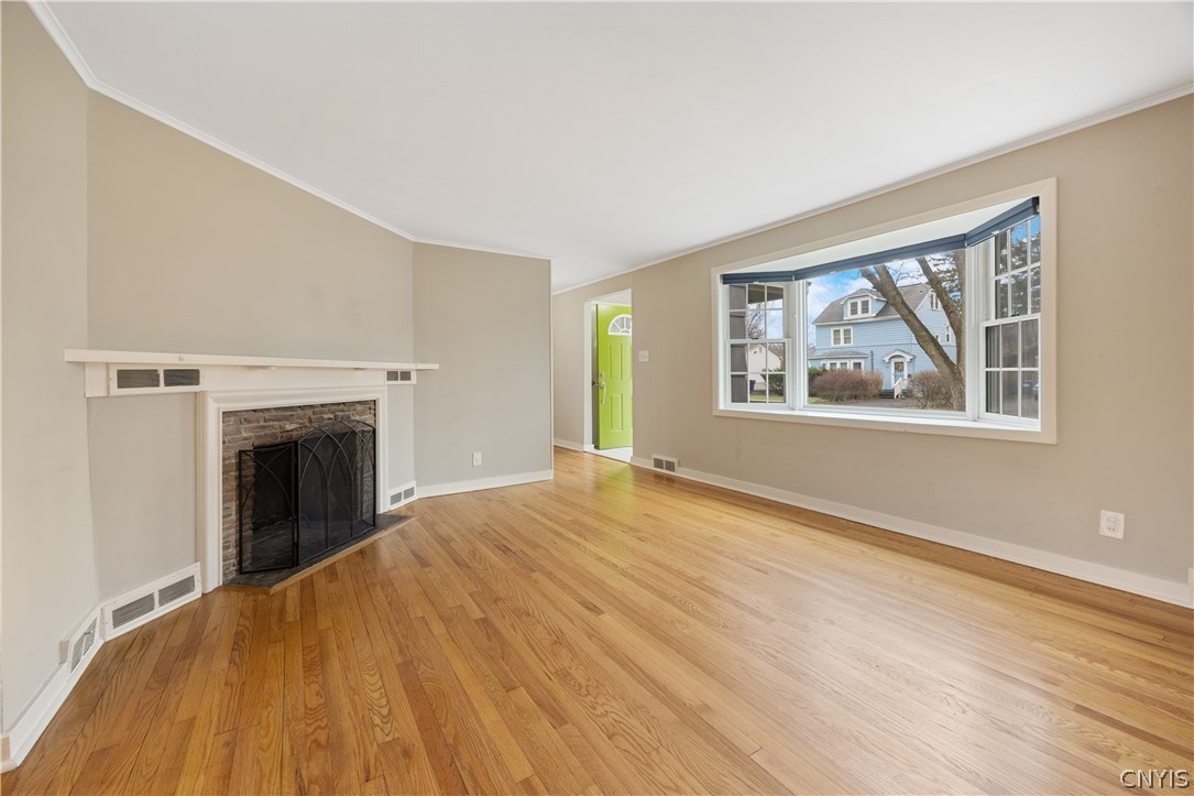 221 Croyden Road Syracuse, NY 13224 - Photo 12 of 43