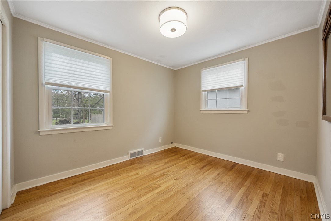 221 Croyden Road Syracuse, NY 13224 - Photo 20 of 43