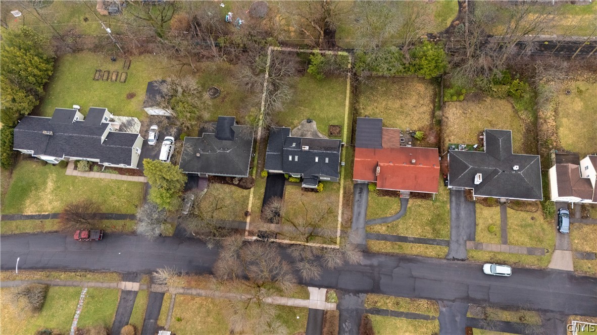 221 Croyden Road Syracuse, NY 13224 - Photo 42 of 43