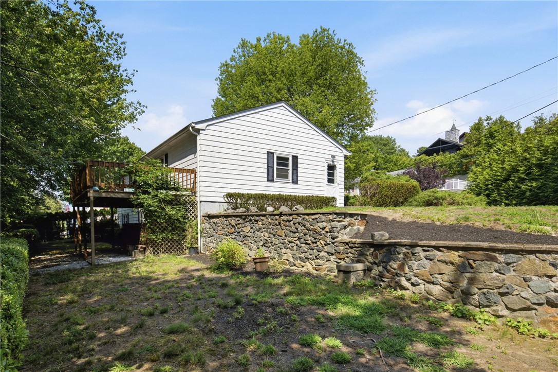251 Madeleine Avenue Woonsocket, RI 02895 - Photo 38 of 44