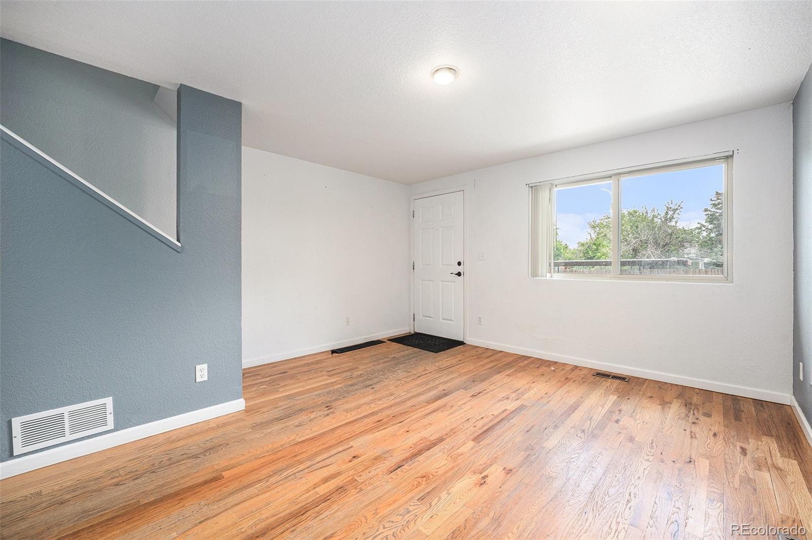 6920 West 48th Avenue Wheat Ridge, CO 80033 - Photo 3 of 26