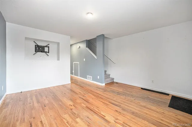 $325,000 | 6920 West 48th Avenue, Wheat Ridge, CO 80033