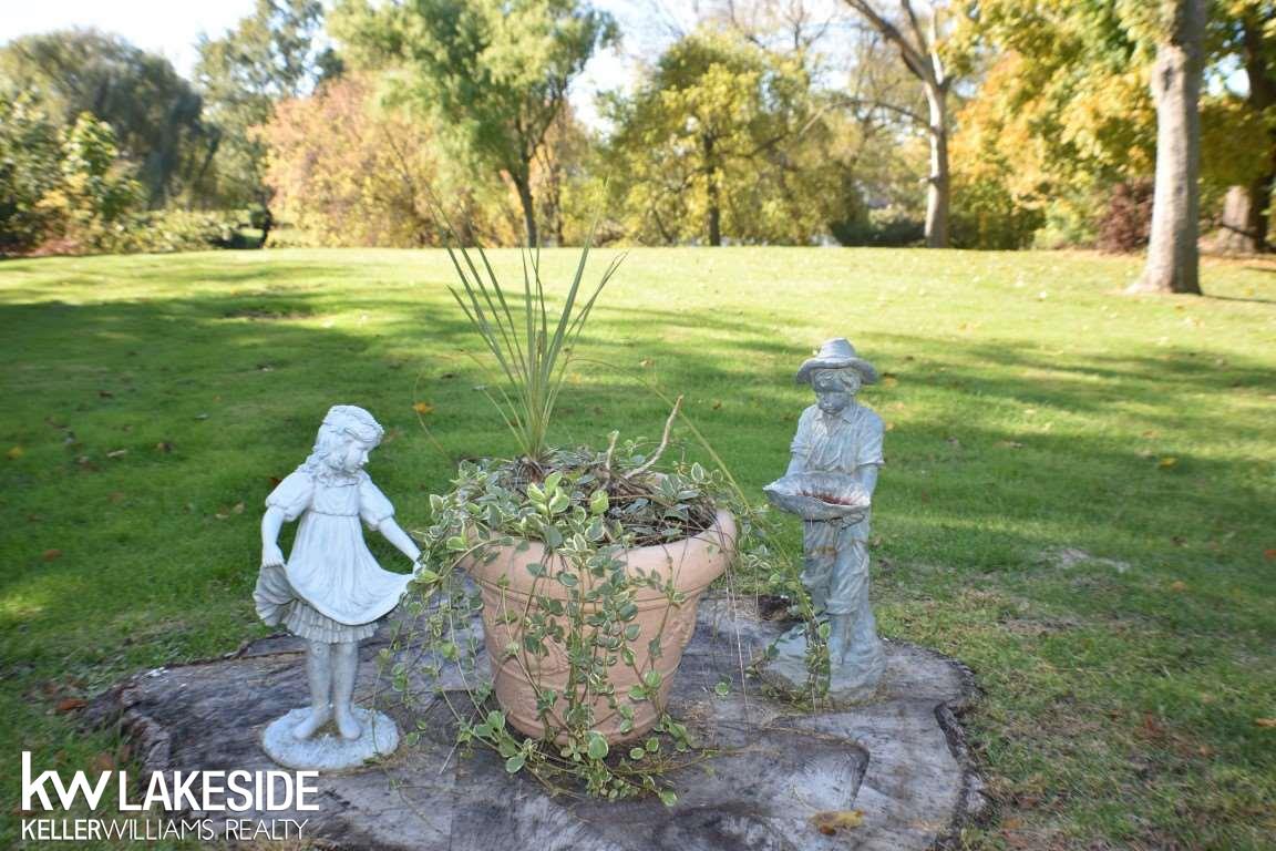 90 Riverside Drive Mount Clemens, MI 48043 - Photo 6 of 39 31364204-5.JPG