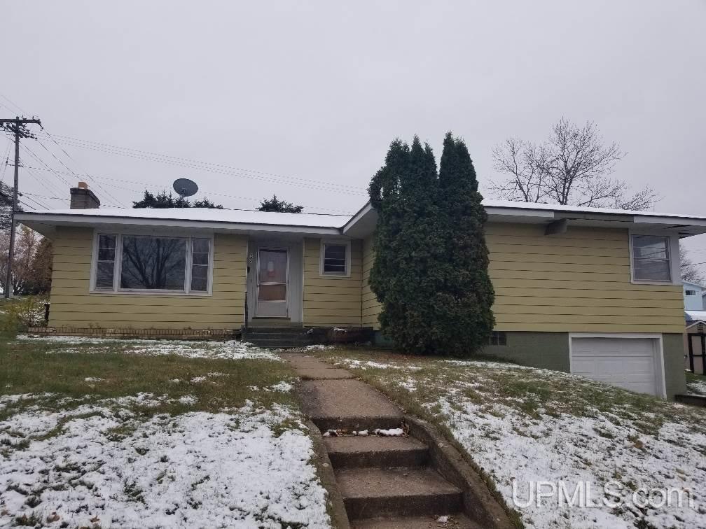 684 Poplar Street Ishpeming, MI 49849 - Photo 4 of 19 Gallery Image 4