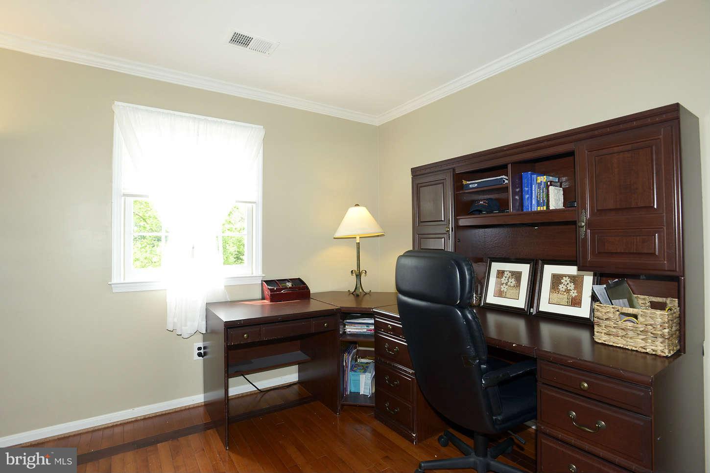 11439 Rowley Road Clarksville, MD 21029 - Photo 17 of 30 Sitting Room (Master)