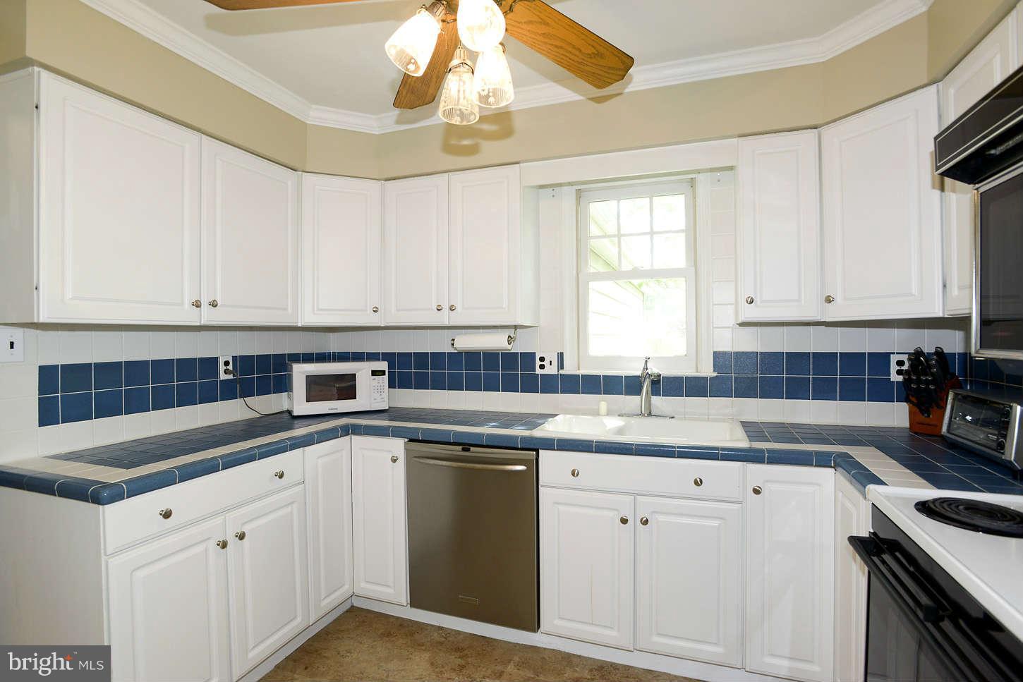 11439 Rowley Road Clarksville, MD 21029 - Photo 10 of 30 Kitchen