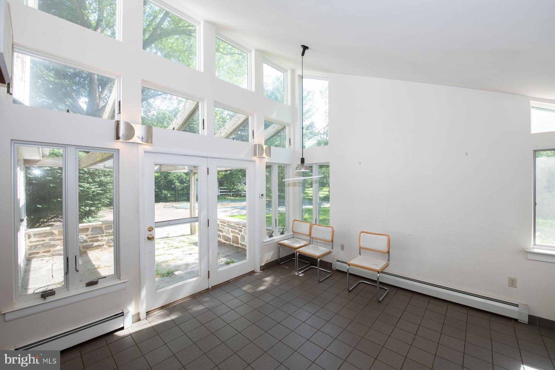 1400 Glenhardie Road Wayne, PA 19087 - Photo 13 of 29 Kitchen