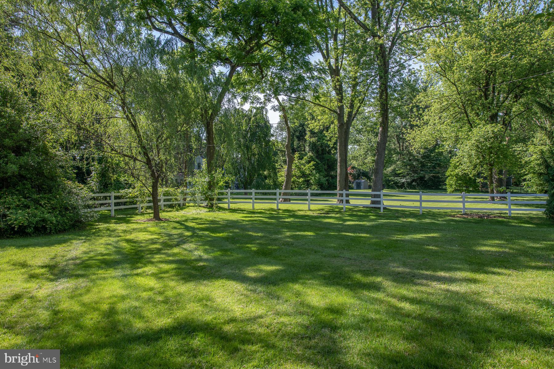 1400 Glenhardie Road Wayne, PA 19087 - Photo 28 of 29 Back yard